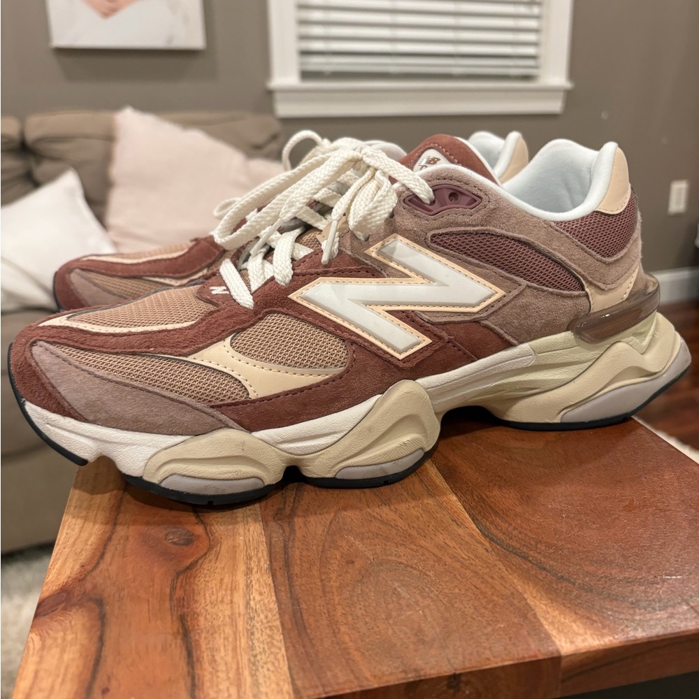 New Balance Men's Sneakers in Brown and Cream